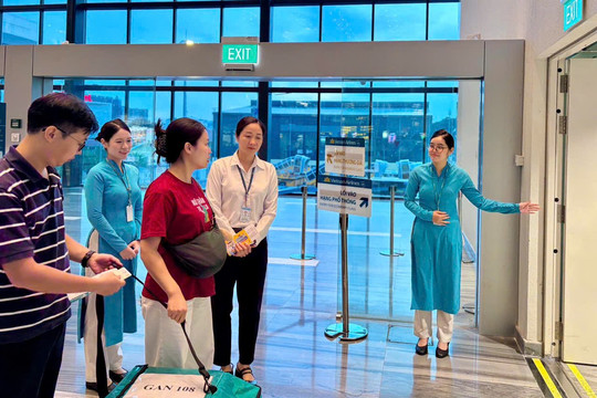 Vietnam Airlines hai lần thay đổi kế hoạch chuyến bay để chở mô, tạng hiến