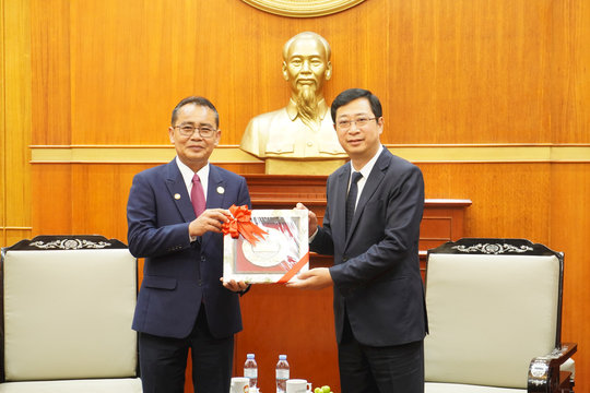Đoàn Mặt trận Lào xây dựng đất nước Thủ đô Viêng Chăn chào xã giao Ủy ban Trung ương Mặt trận Tổ quốc Việt Nam
