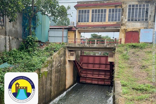 Hà Nội: Ngành thủy lợi ứng trực ngày đêm, vận hành an toàn các hồ chứa chống lũ