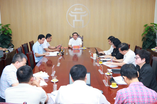Bí thư Thành ủy Hà Nội Trần Đức Thắng tiếp công dân, chỉ đạo tháo gỡ 5 vụ việc