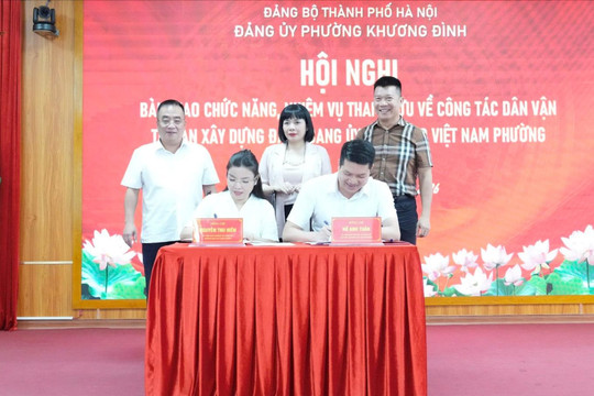 Phường Khương Đình chuyển giao công tác dân vận