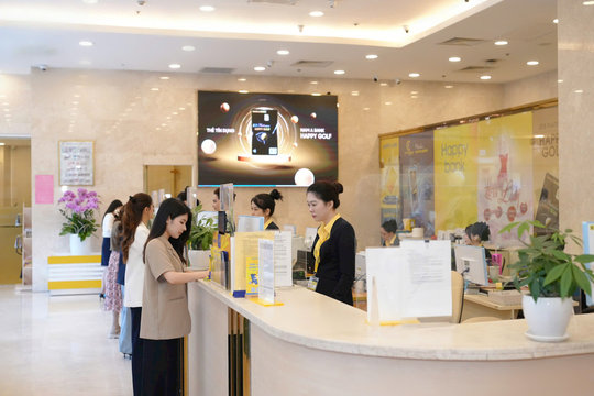 12 ngân hàng sẵn sàng “bơm” hơn 400.000 tỷ đồng tín dụng cho tăng trưởng