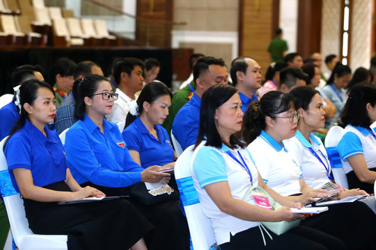 Nâng cao năng lực cán bộ và tình nguyện viên cơ sở trong phòng, chống ma tuý
