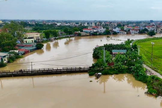 Cảnh báo mới nhất về diễn biến lũ trên các sông của Hà Nội