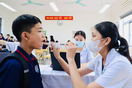 Xã Quang Minh chủ động chăm sóc sức khỏe định kỳ miễn phí cho trẻ em