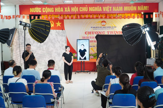 Phường Đại Mỗ bồi dưỡng kỹ năng livestream bán hàng thực chiến cho hộ kinh doanh