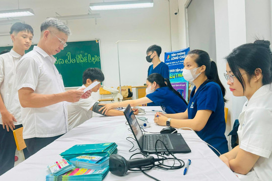 Quản lý dinh dưỡng bán trú qua hệ thống số, triển khai công tác Y tế trường học hiệu quả