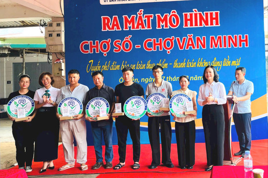 Xã Ô Diên đưa chợ truyền thống vào nhịp sống số