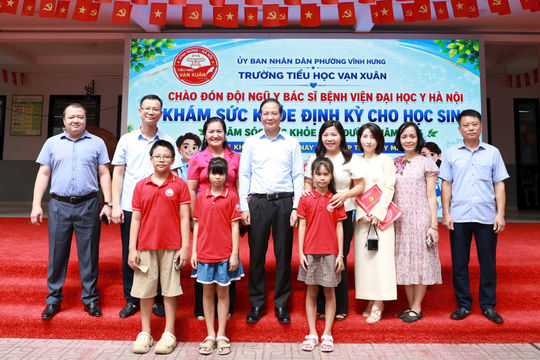 Phường Vĩnh Hưng triển khai khám sức khỏe miễn phí cho học sinh các cấp