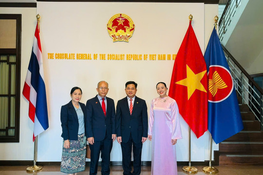 Ấm áp tình hữu nghị Việt Nam – Lào tại Khon Kaen, Thái Lan