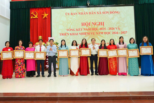 Xã Sơn Đồng đẩy mạnh chuyển đổi số trong giáo dục trong năm học mới