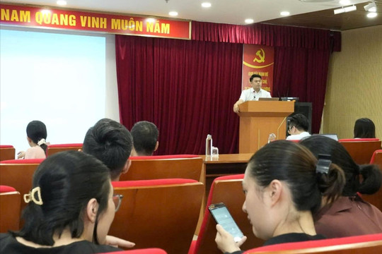 Hà Nội: Giải đáp vướng mắc khi sử dụng Hệ thống chuyển nhận văn bản điện tử dùng chung