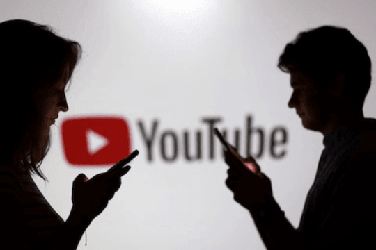 YouTube đối mặt điều tra về chính sách khóa tài khoản