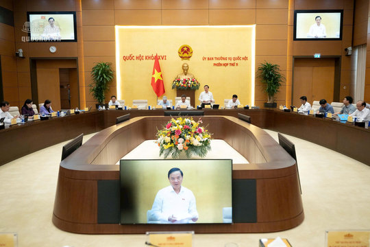 Ủy ban Thường vụ Quốc hội xem xét 27 Luật, Nghị quyết tại phiên họp thứ 6