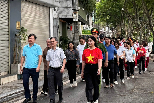 Phường Ba Đình lan tỏa tinh thần “Cùng Việt Nam tiến bước”