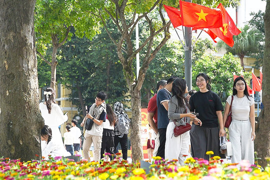 Bắc Bộ nắng nóng diện rộng, không khí hanh khô