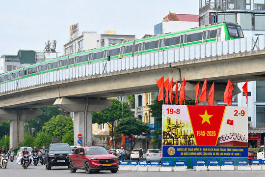 Quốc tế chúc mừng Quốc khánh Việt Nam