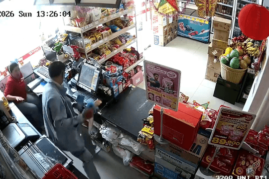 Bắt giữ đối tượng cướp tài sản tại siêu thị