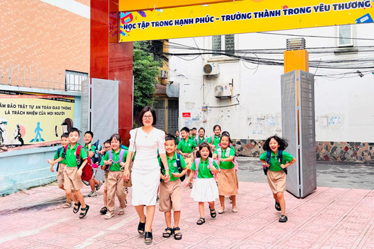 Hà Nội không mưa, nắng nóng dịp khai giảng