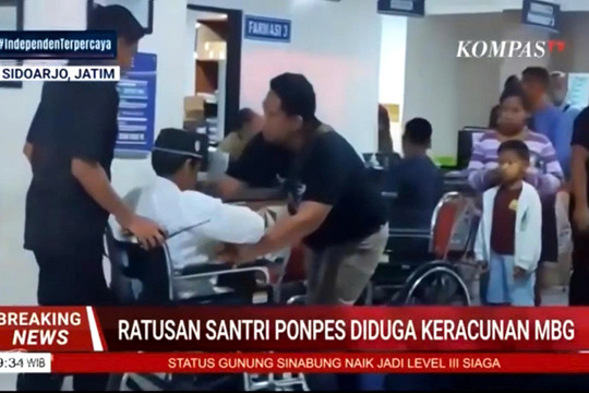 Hơn 1.700 người Indonesia ngộ độc thực phẩm