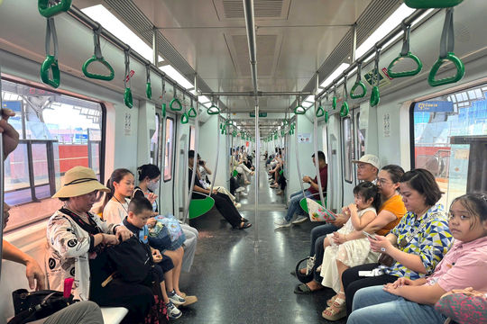 Hà Nội Metro phục vụ hơn 408.000 lượt khách dịp Quốc khánh 2-9