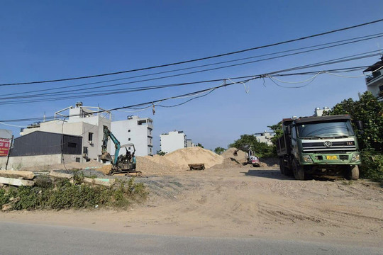 Từ phản ánh của báo chí, xã Ô Diên tổng rà soát các công trình, cơ sở kinh doanh vật liệu xây dựng