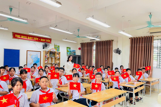 Rộn ràng ngày khai trường ở Quốc Oai