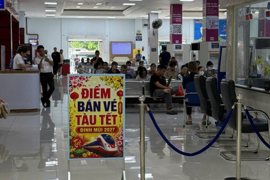 Hôm nay (5-9) mở bán khoảng 300.000 vé tàu Tết Đinh Mùi 2027
