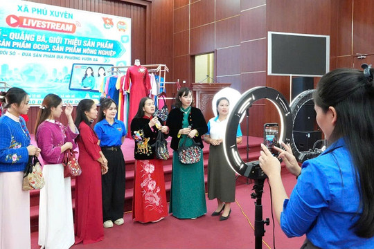 Sôi nổi các phiên livestream, thúc đẩy tiêu thụ sản phẩm trên môi trường số