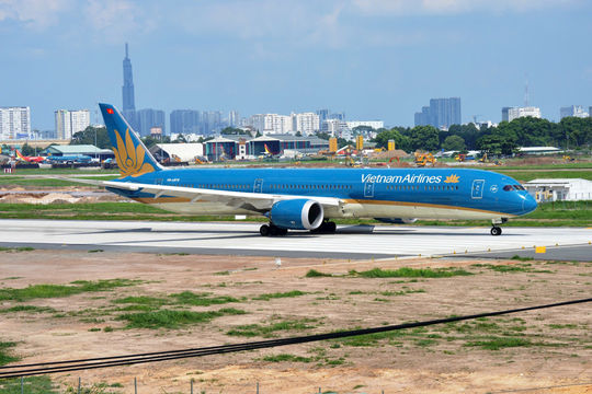 Vietnam Airlines tăng chuyến giải tỏa khách sau sự cố tro bụi núi lửa Krakatau