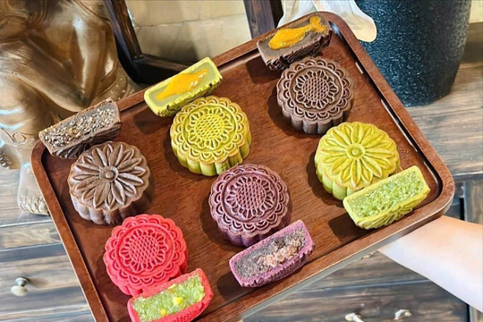 Bánh Trung thu handmade: Đa dạng nhưng... có an toàn?