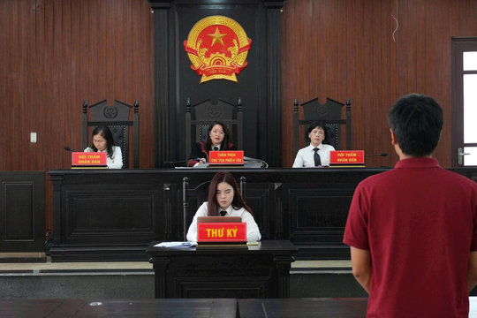 Lý do trả hồ sơ vụ hộ kinh doanh xâm phạm quyền sở hữu công nghiệp
