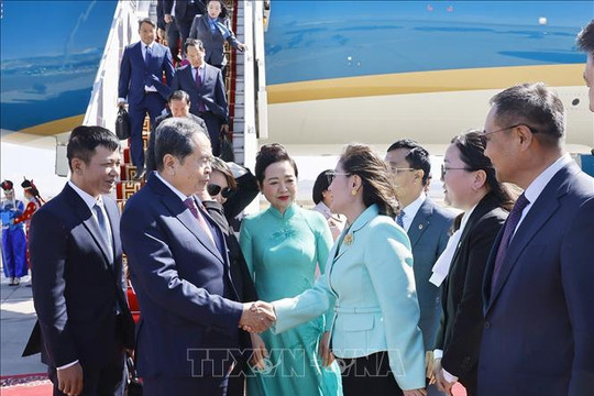 Chủ tịch Quốc hội Trần Thanh Mẫn bắt đầu thăm chính thức Mông Cổ