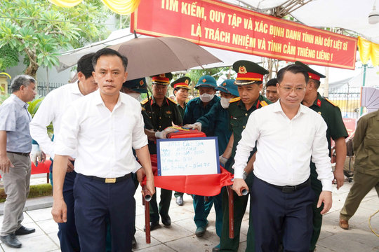 Chương Mỹ tiếp tục lấy mẫu hài cốt liệt sĩ tại nghĩa trang thứ ba