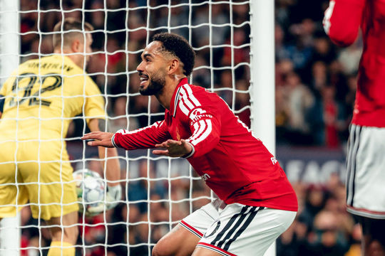 Manchester United chiến thắng trở lại tại Champions League: Cần nhiều hơn phép thử đủ mạnh