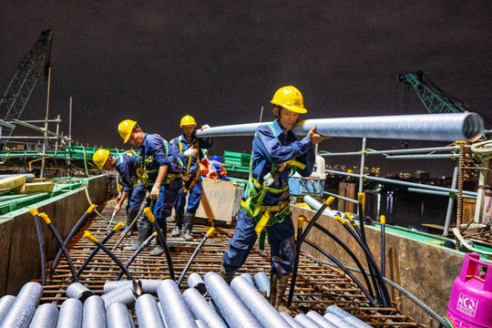 ‏Sức mạnh nào chinh phục những thử thách cực đại tại dự án cầu Trần Hưng Đạo?‏