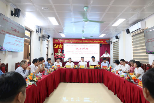 Hát Môn tìm “đường mới” cho kinh tế hợp tác