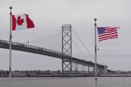 Canada tìm thế cân bằng mới giữa Mỹ và châu Âu