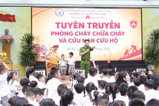 Trường Tiểu học và THCS Tân Khai ký cam kết thực hiện an toàn trường học