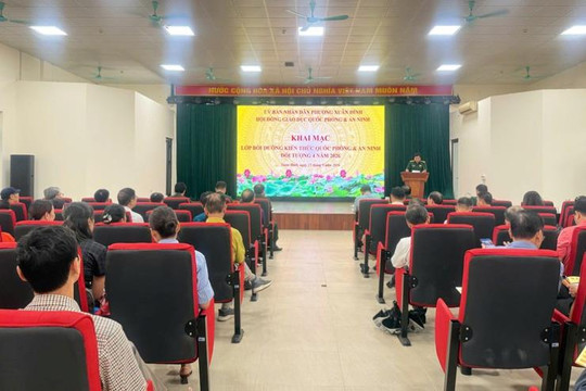 Bồi dưỡng kiến thức quốc phòng, an ninh cho cán bộ, đảng viên phường Xuân Đỉnh