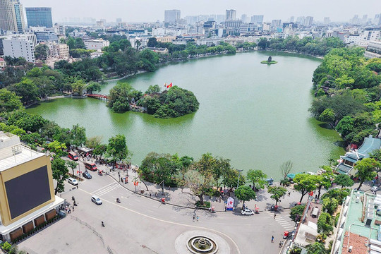 Linh thiêng Hồ Gươm