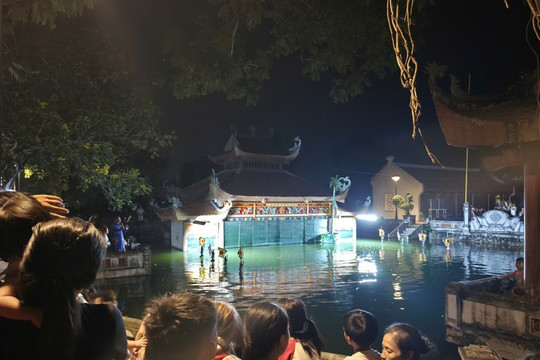 Làng rối Đào Thục chuyển mình từ những điều giản dị