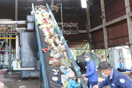 Tăng cường quản lý, xử lý chất thải rắn sinh hoạt
