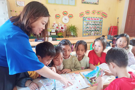 Tiêu chuẩn công nhận đạt chuẩn giáo dục bắt buộc