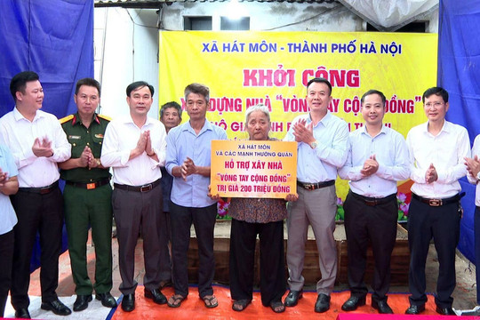 Xã Hát Môn khởi công 2 nhà “Vòng tay cộng đồng”