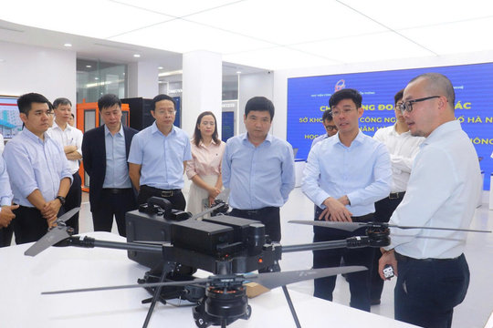 Thêm nguồn lực cho phát triển khoa học, công nghệ Thủ đô