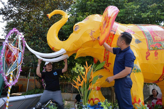 Những hoạ sĩ thổi hồn văn hóa vào đêm Trung thu