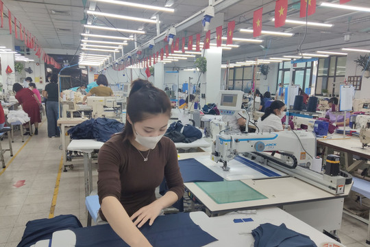 Đổi cách ưu đãi thuế, nâng sức cạnh tranh doanh nghiệp Việt
