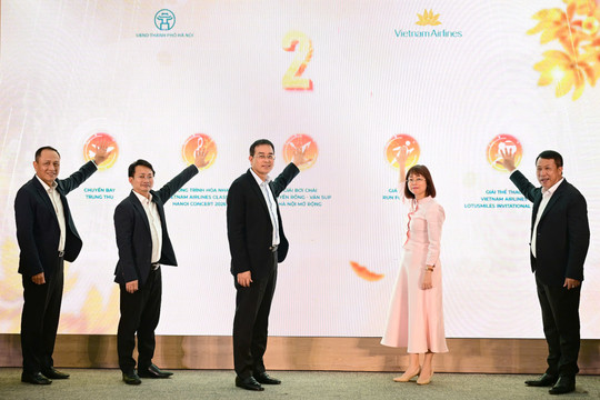 Vietnam Airlines đưa sắc thu Hà Nội đến gần du khách qua “Chạm Thu Hà Nội 2026”