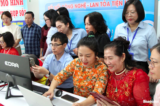 Phường Cầu Giấy ra mắt mô hình “Nhà họp số”